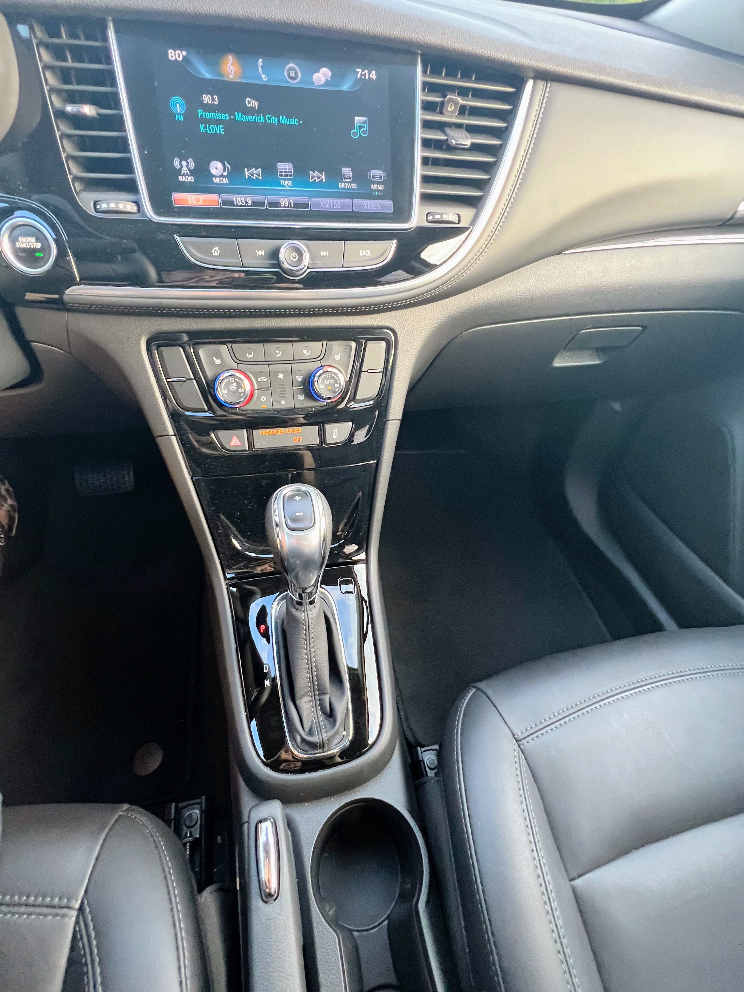Used 2018 Buick Encore Essence FWD image 9
