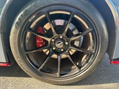 Used 2024 Nissan Z NISMO w/ Floor Mat Package image 13