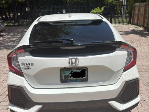 Used 2018 Honda Civic EX image 19