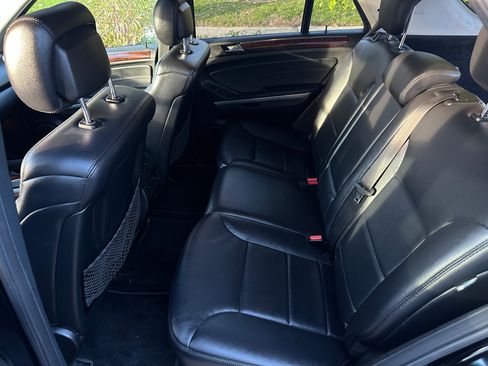 Used 2010 Mercedes-Benz ML 350 2WD image 18