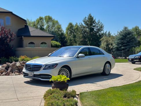 Used 2018 Mercedes-Benz S 560 4MATIC Sedan image 4