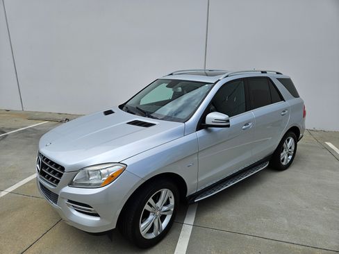 Used 2012 Mercedes-Benz ML 350 4MATIC image 9
