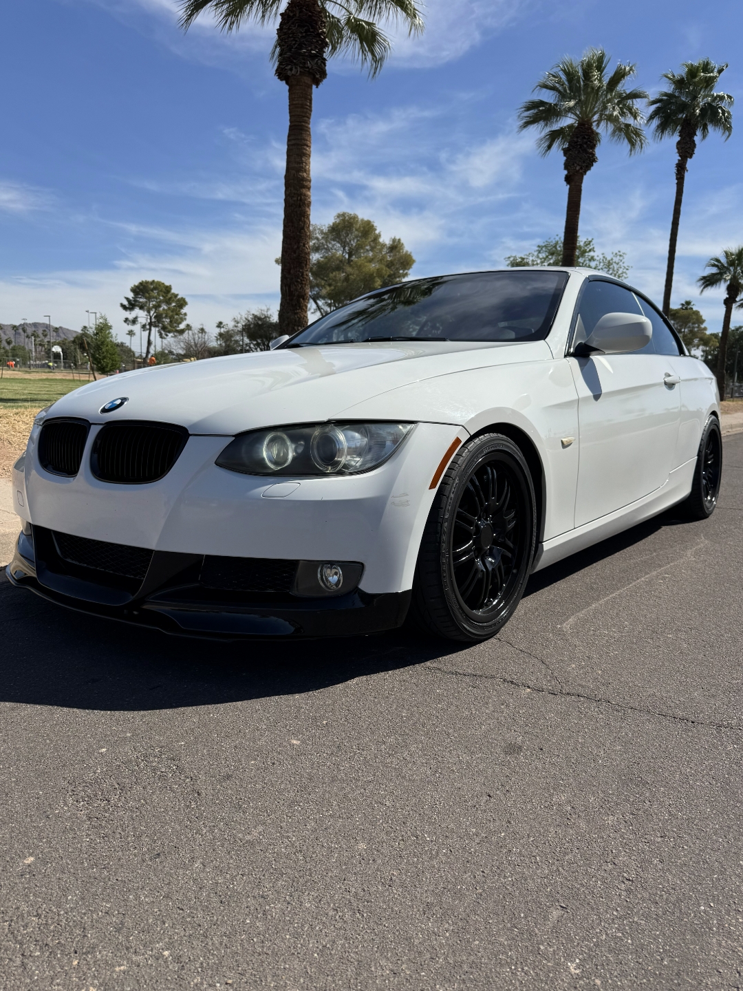 Used 2010 BMW 335i Convertible RWD image 1