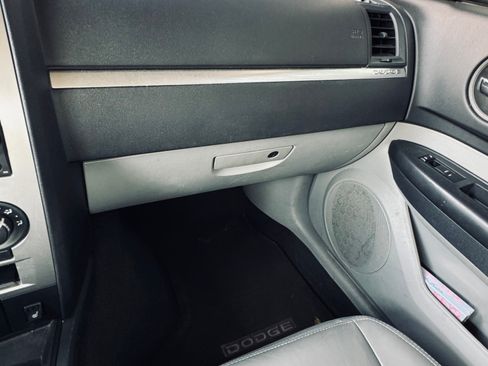 Used 2009 Dodge Charger SXT image 13