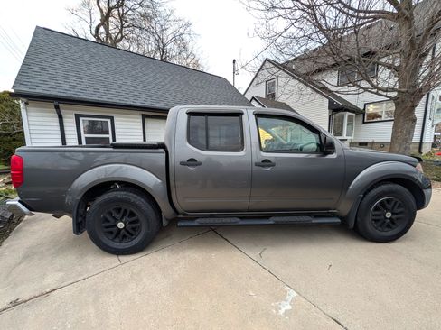 Used 2019 Nissan Frontier SV w/ Value Truck Package image 1