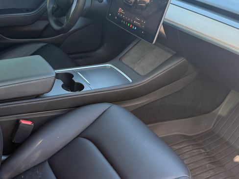 Used 2022 Tesla Model 3 Performance AWD/4WD image 13