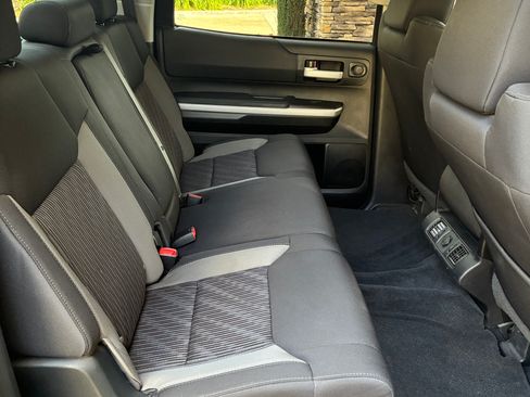 Used 2017 Toyota Tundra SR5 image 12