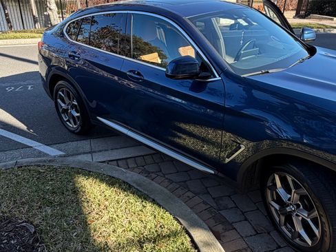 Used 2020 BMW X4 xDrive30i image 2