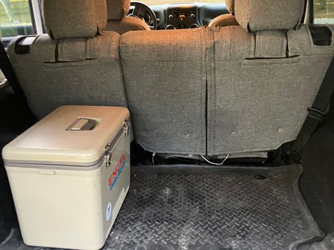 Used 2015 Jeep Wrangler Unlimited Sport w/ Quick Order Package 24S image 11