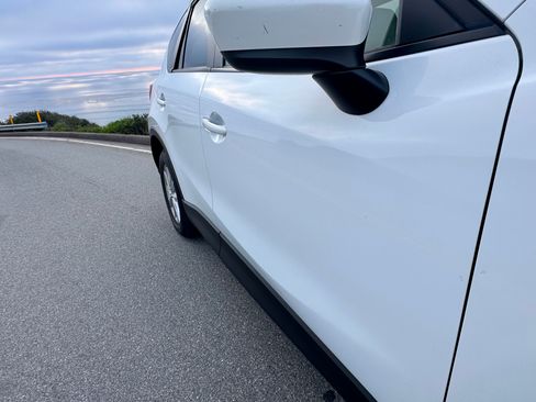 Used 2013 MAZDA CX-5 Touring w/ Touring Tech Pkg image 4