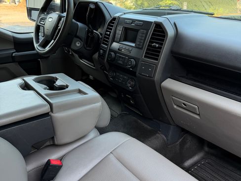 Used 2022 Ford F350 XL w/ STX Appearance Package AWD/4WD image 9