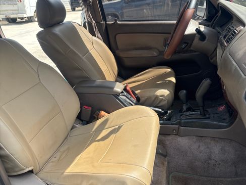 Used 1998 Toyota 4Runner Limited image 14