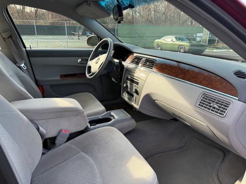 Used 2005 Buick LaCrosse CX w/ Silver Convenience Package image 15