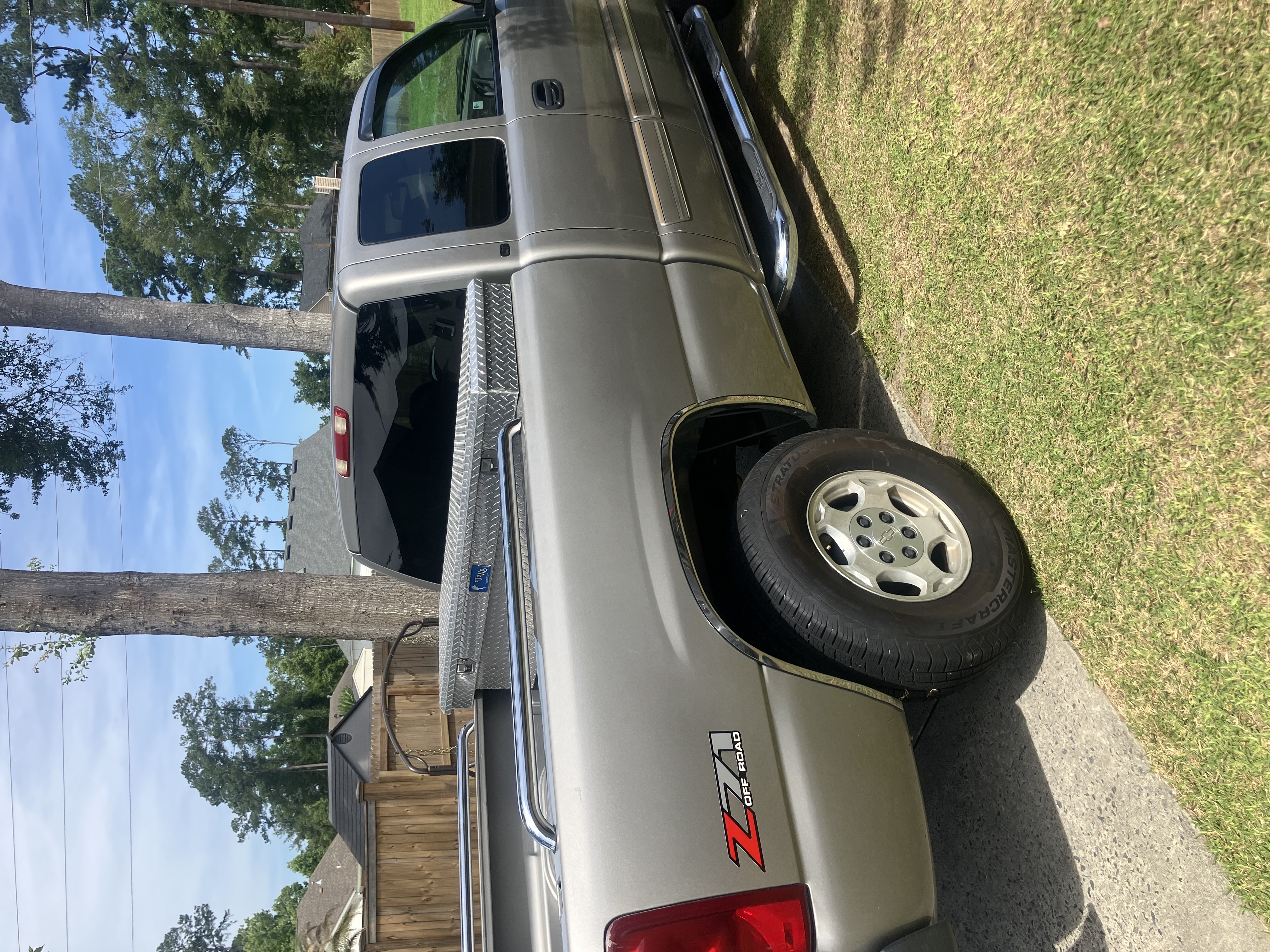 Used 2003 Chevrolet Silverado 1500 LT w/ Off-Road Package AWD/4WD image 6
