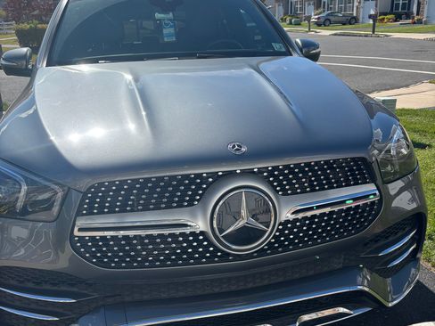 Used 2022 Mercedes-Benz GLE 350 350 4MATIC Sport Utility 4D image 2