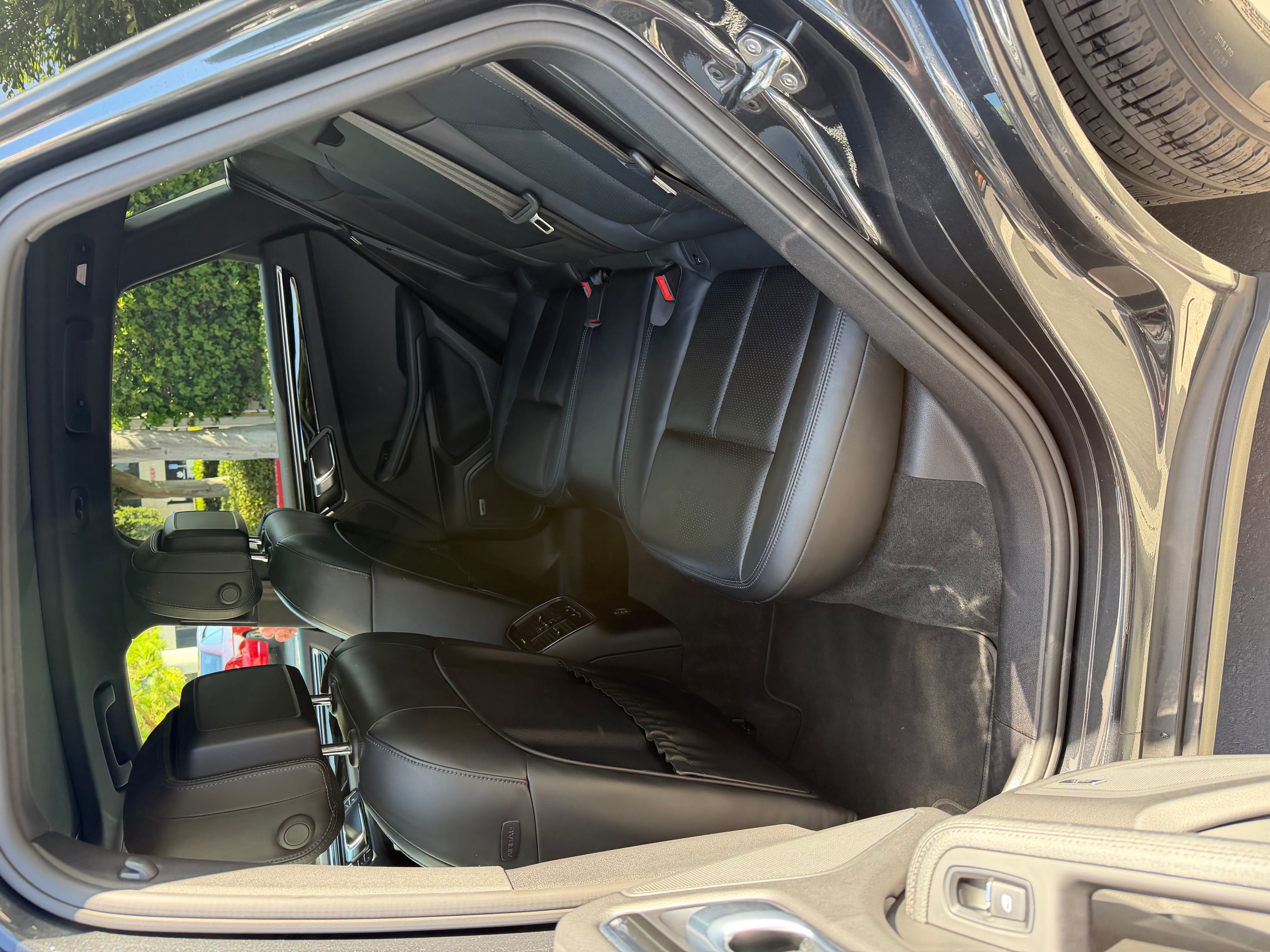 Used 2018 Porsche Macan Sport Edition AWD/4WD image 10