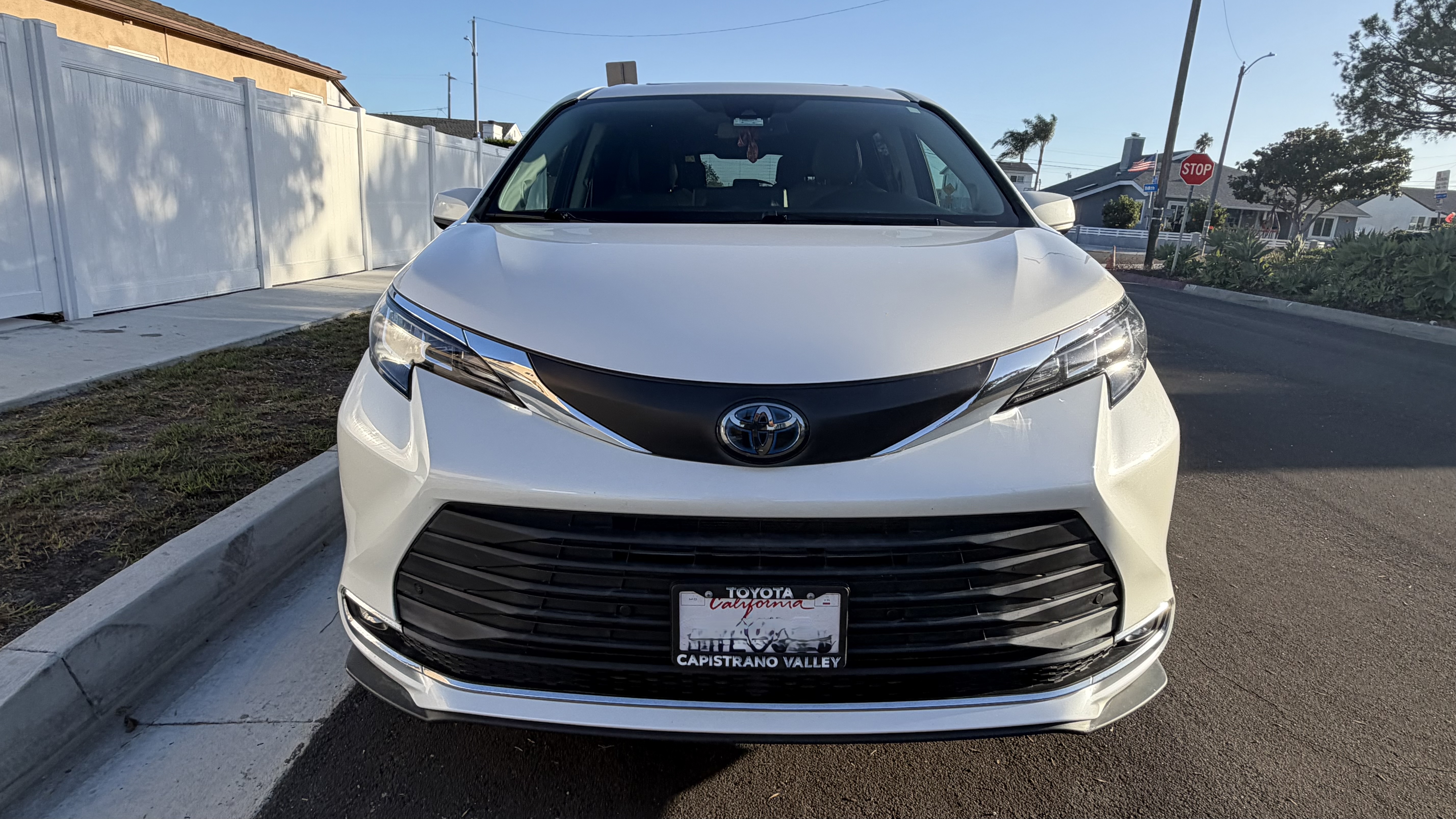 Used 2021 Toyota Sienna XLE w/ XLE Plus Package FWD image 20