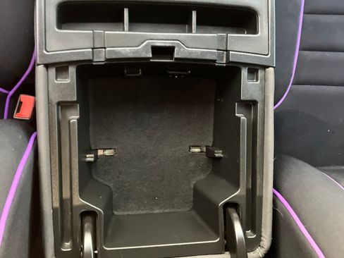 Used 2018 GMC Sierra 2500 SLE w/ HD SLE Preferred Plus Package image 17