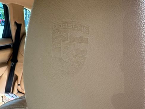 Used 2014 Porsche Cayenne AWD/4WD image 17