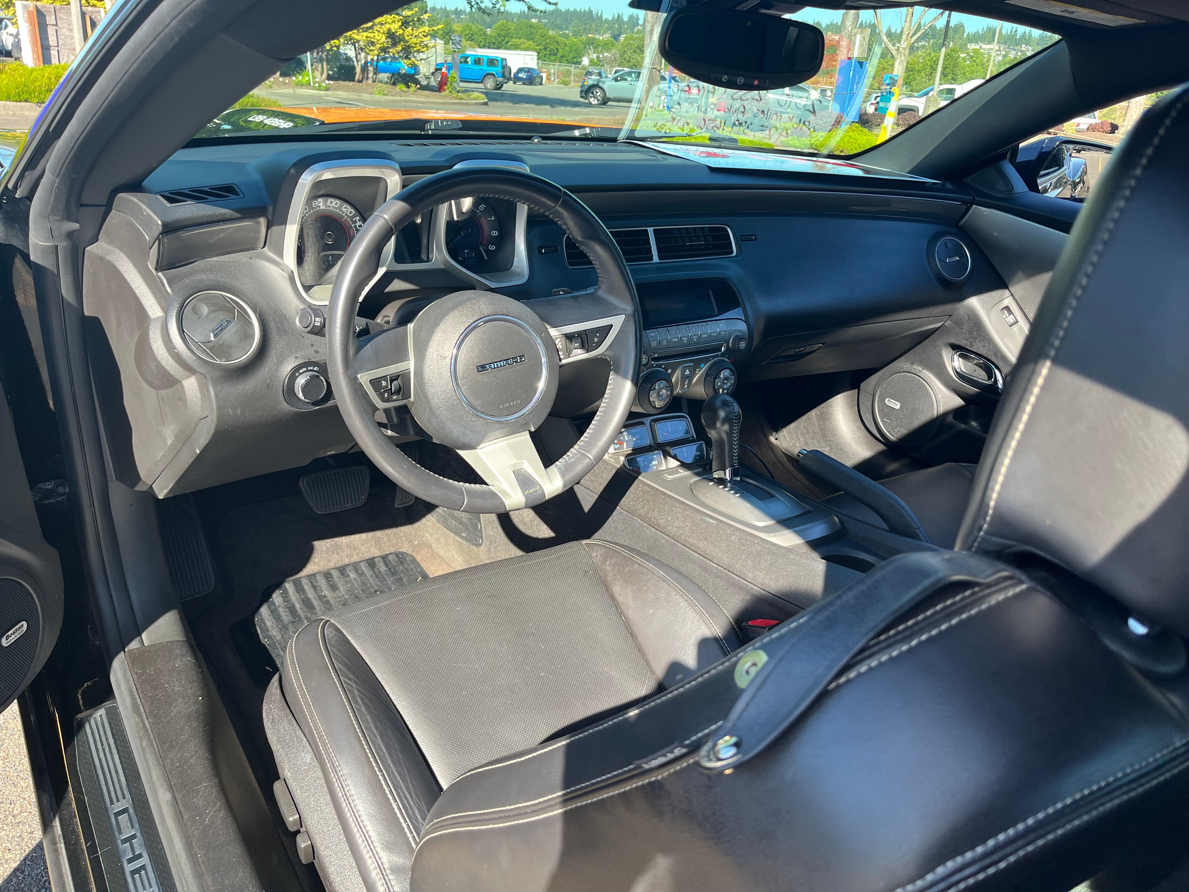 Used 2010 Chevrolet Camaro SS w/ RS Package RWD image 6