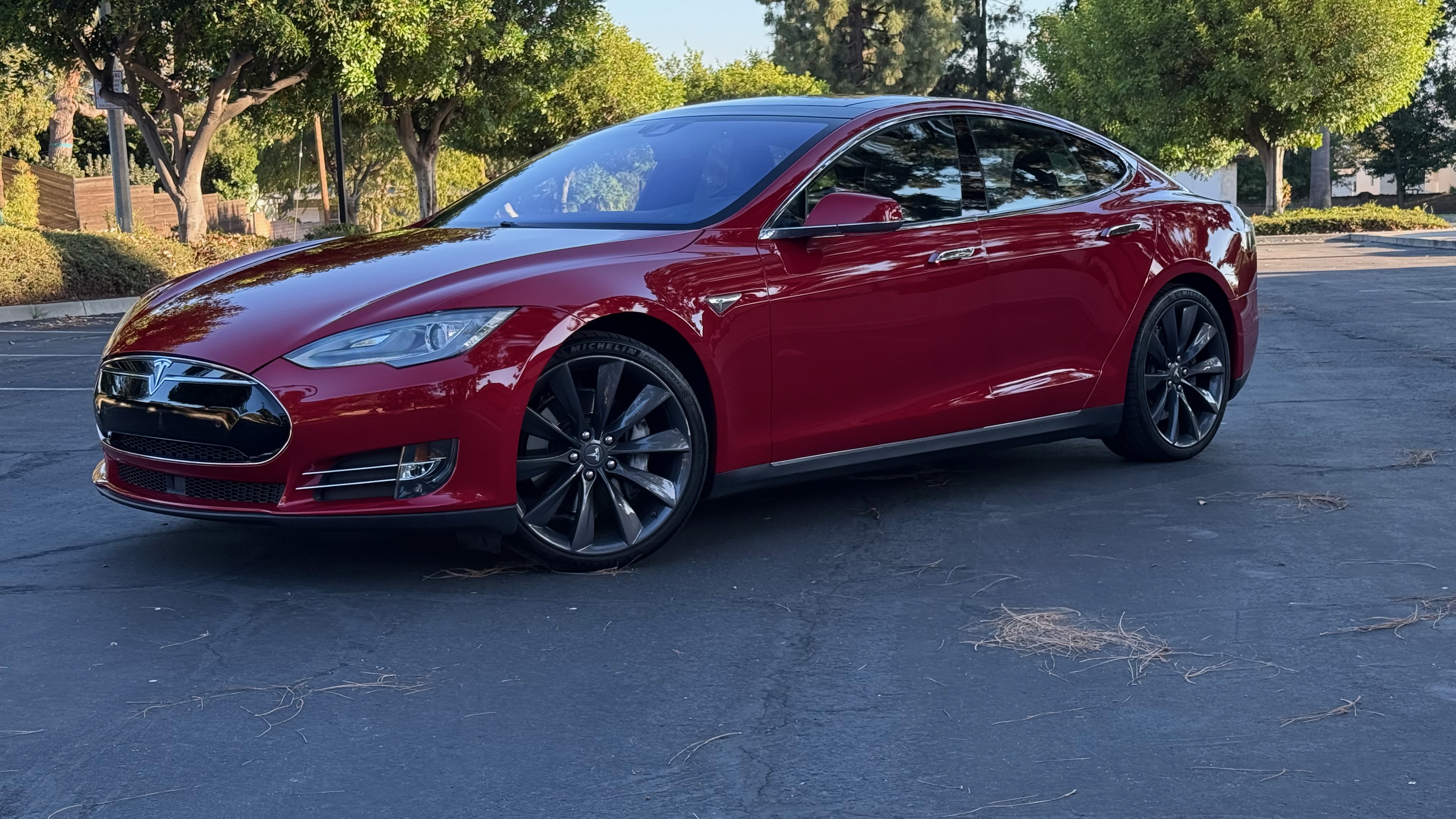 Used 2016 Tesla Model S 85D AWD/4WD image 1