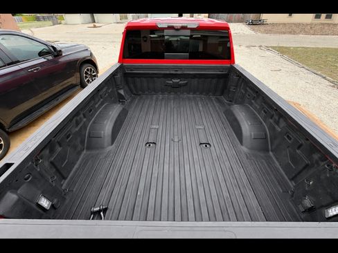 Used 2021 Chevrolet Silverado 2500 LTZ w/ LTZ Plus Package image 9