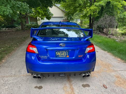 Used 2018 Subaru WRX STI Limited AWD/4WD image 6