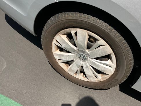 Used 2013 Volkswagen Jetta SE FWD image 11