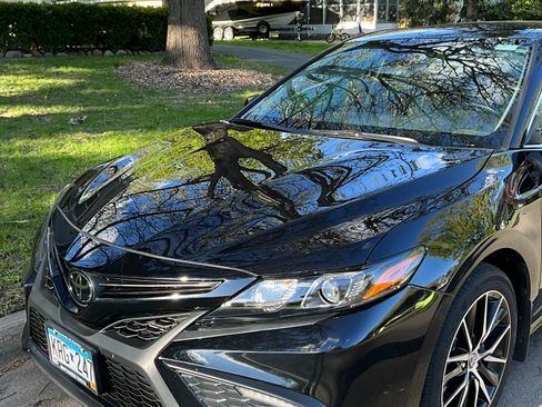 Used 2023 Toyota Camry SE FWD image 14