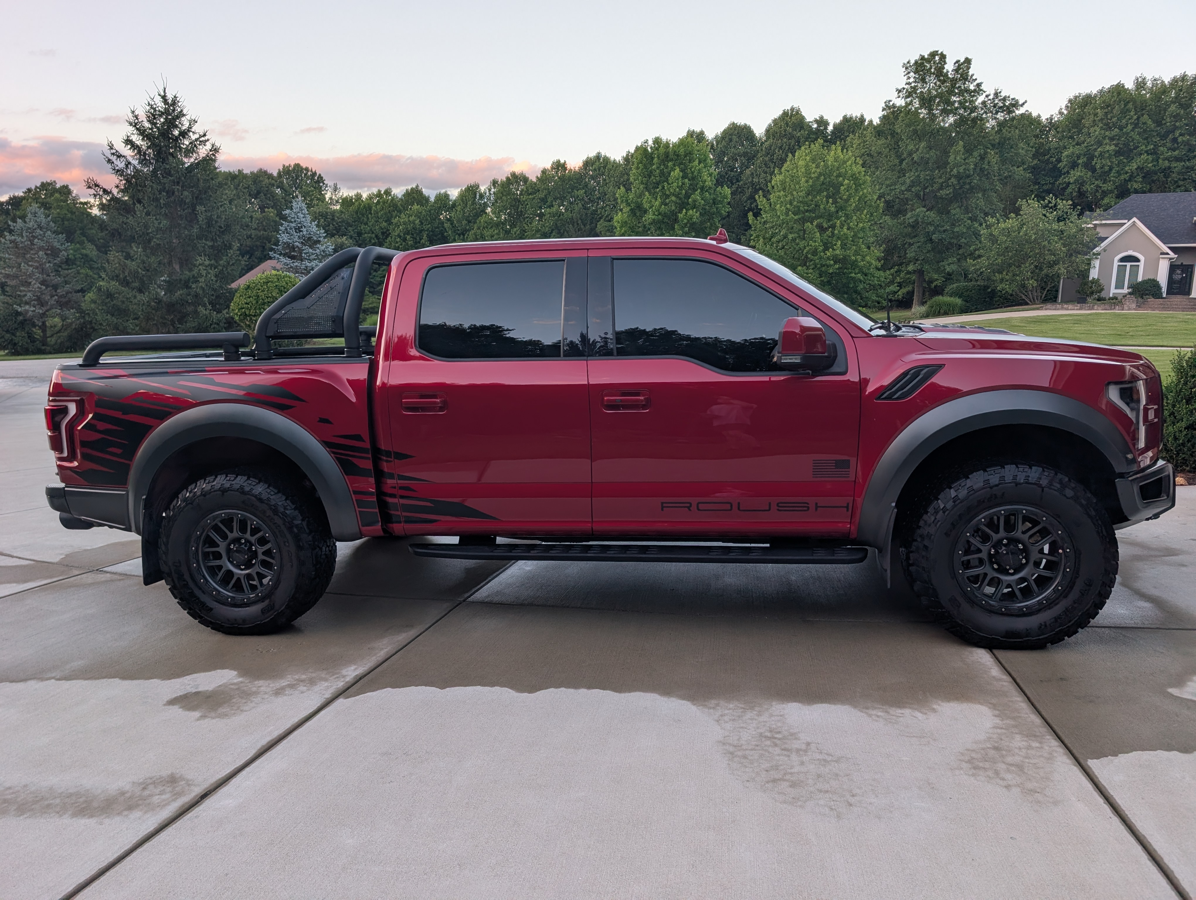 Used 2020 Ford F150 Raptor w/ Equipment Group 802A Luxury AWD/4WD image 6
