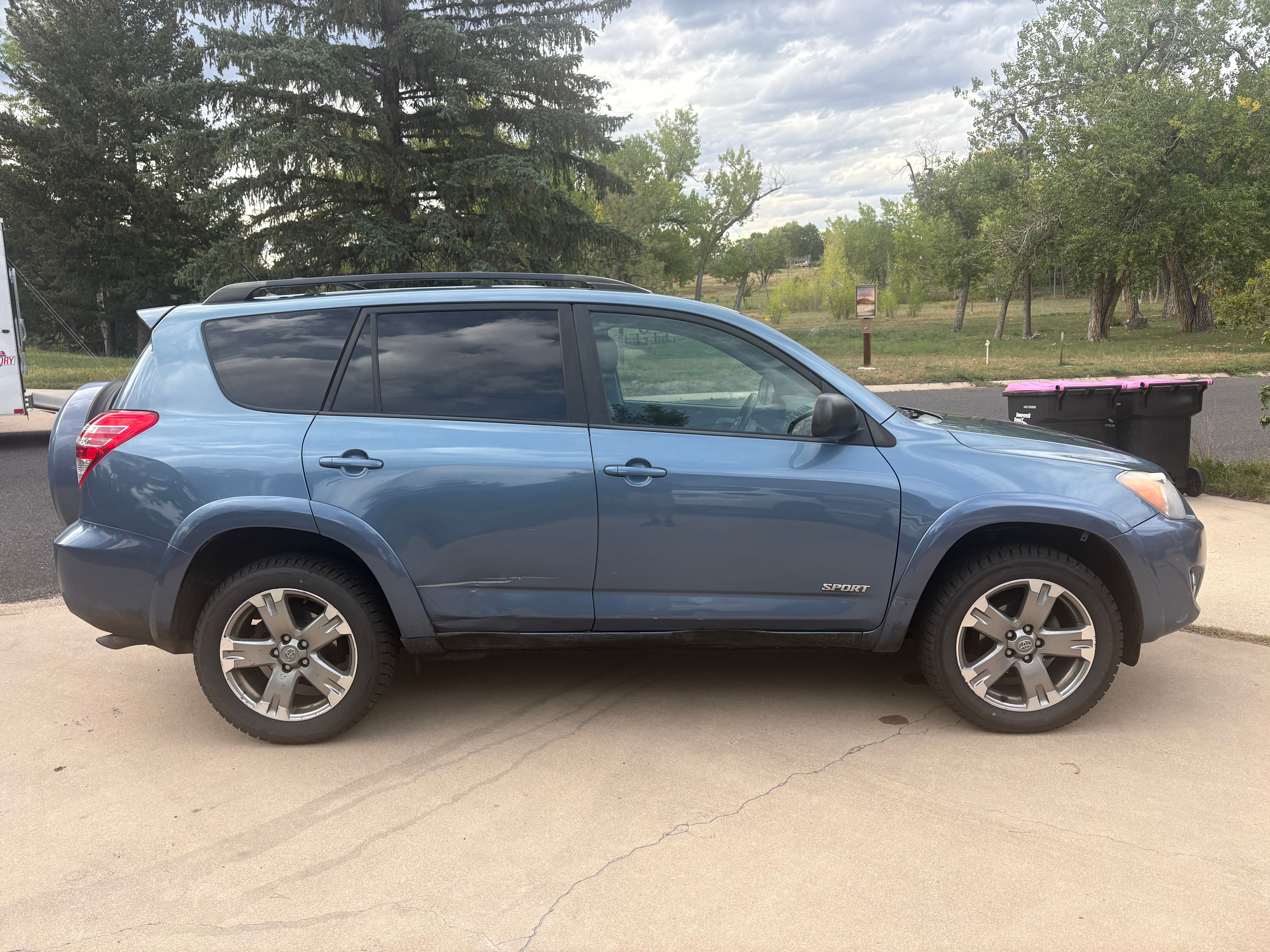 Used 2010 Toyota RAV4 Sport w/ Sport Extra Value Pkg AWD/4WD image 4