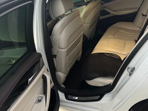 Used 2018 BMW 540i image 10