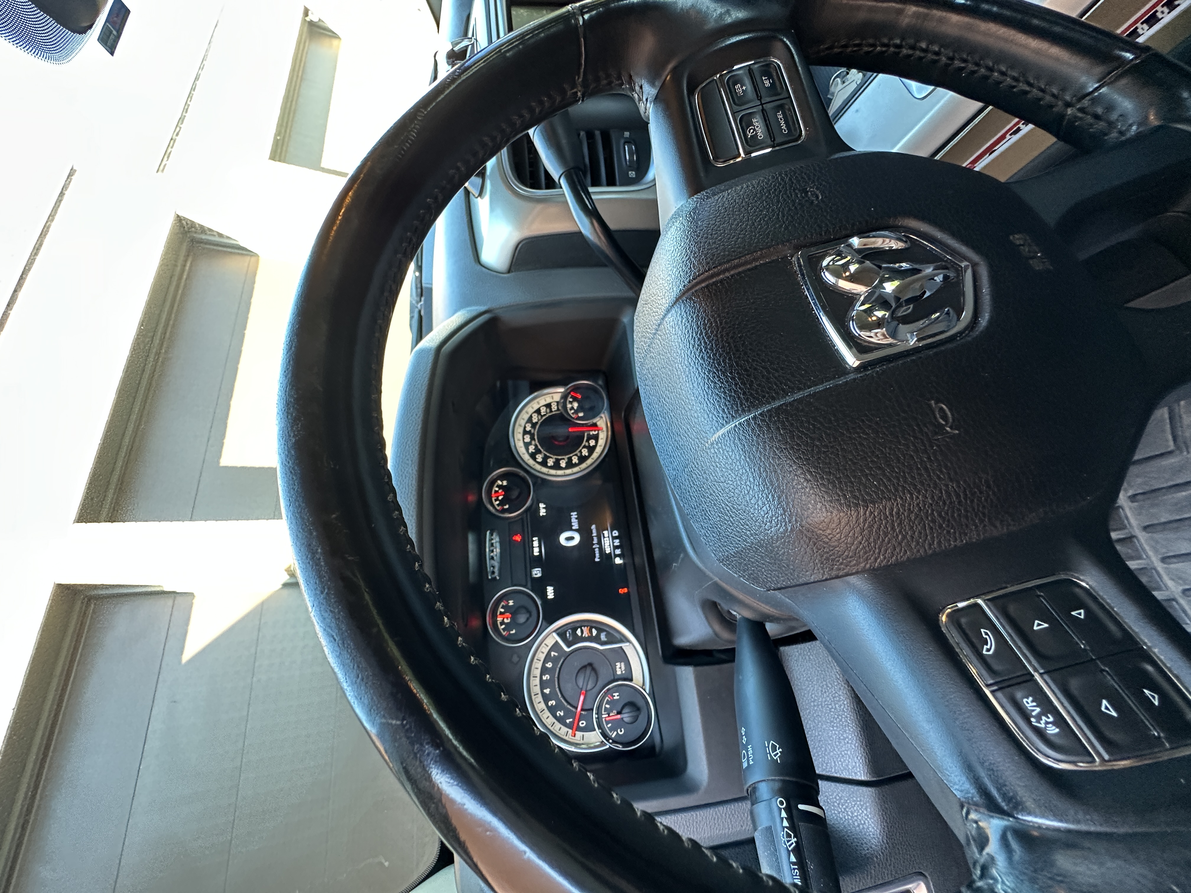 Used 2015 RAM 2500 Big Horn AWD/4WD image 9