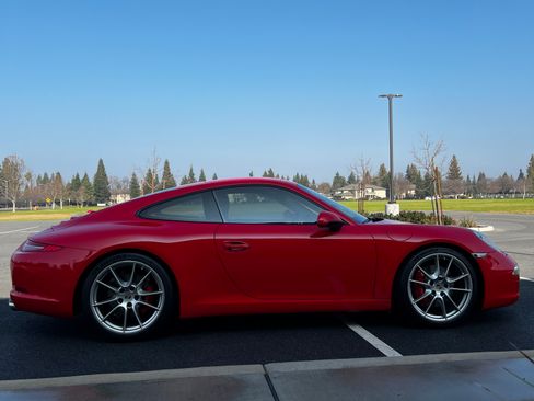 Used 2012 Porsche 911 Carrera S image 5