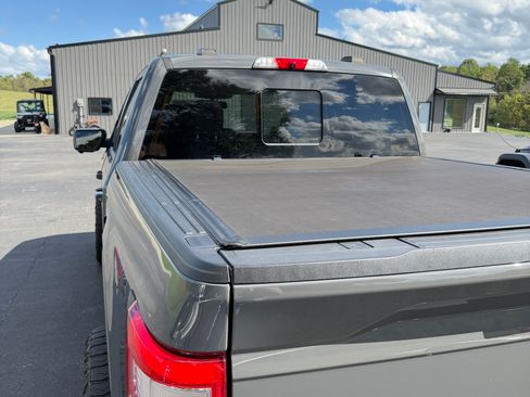 Used 2021 Ford F150 Lariat w/ Equipment Group 502A High image 5