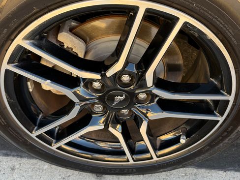 Used 2022 Ford Mustang Premium image 34