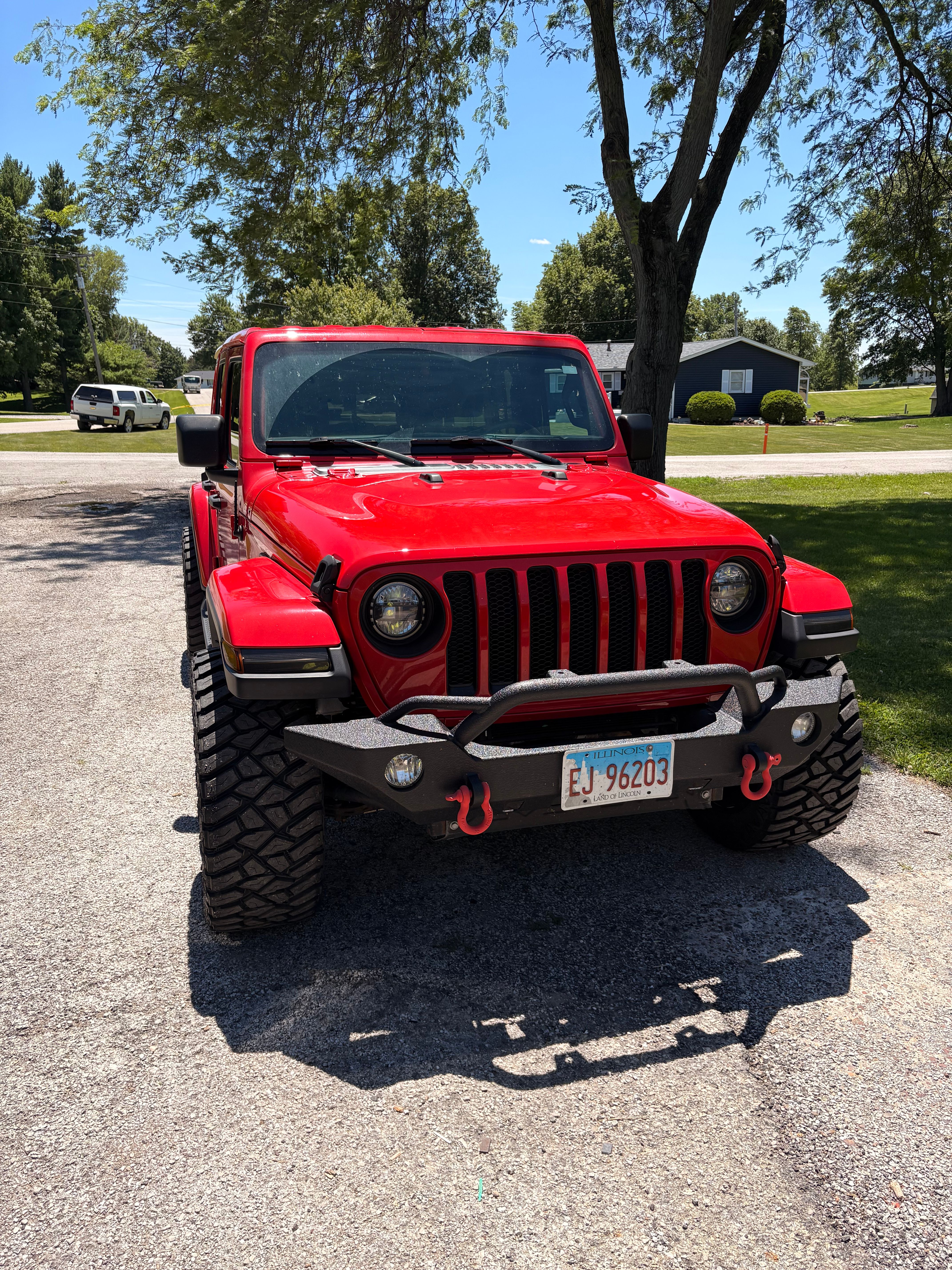 Used 2021 Jeep Wrangler Unlimited Sahara w/ Uconnect 4C Nav & Sound Group AWD/4WD image 2