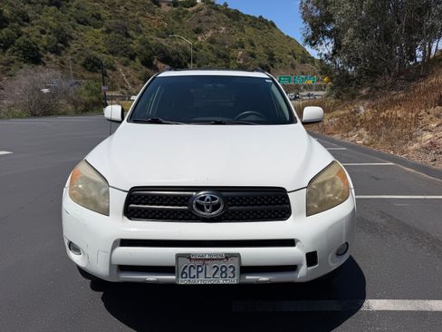 Used 2008 Toyota RAV4 Sport image 4