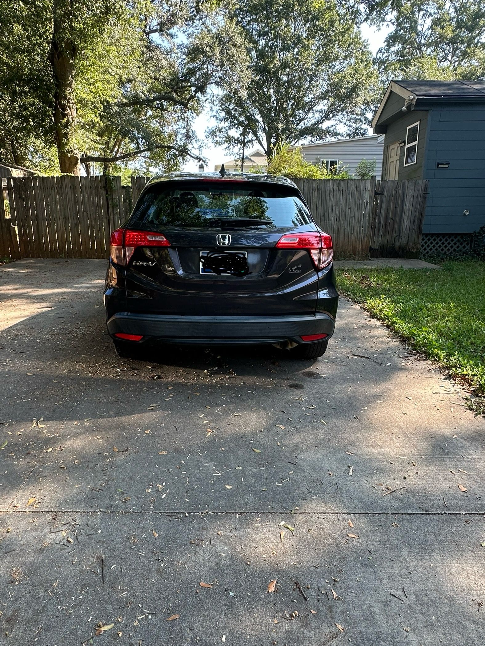Used 2018 Honda HR-V LX image 2