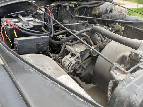 Used 1993 Jeep Wrangler S image 22