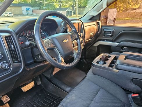 Used 2019 Chevrolet Silverado 2500 LT w/ Z71 Package, Off-Road image 15