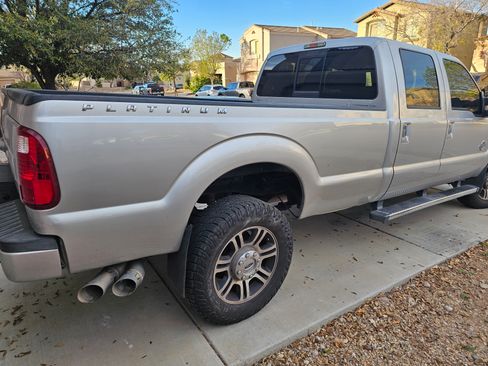 Used 2015 Ford F350 Platinum image 2