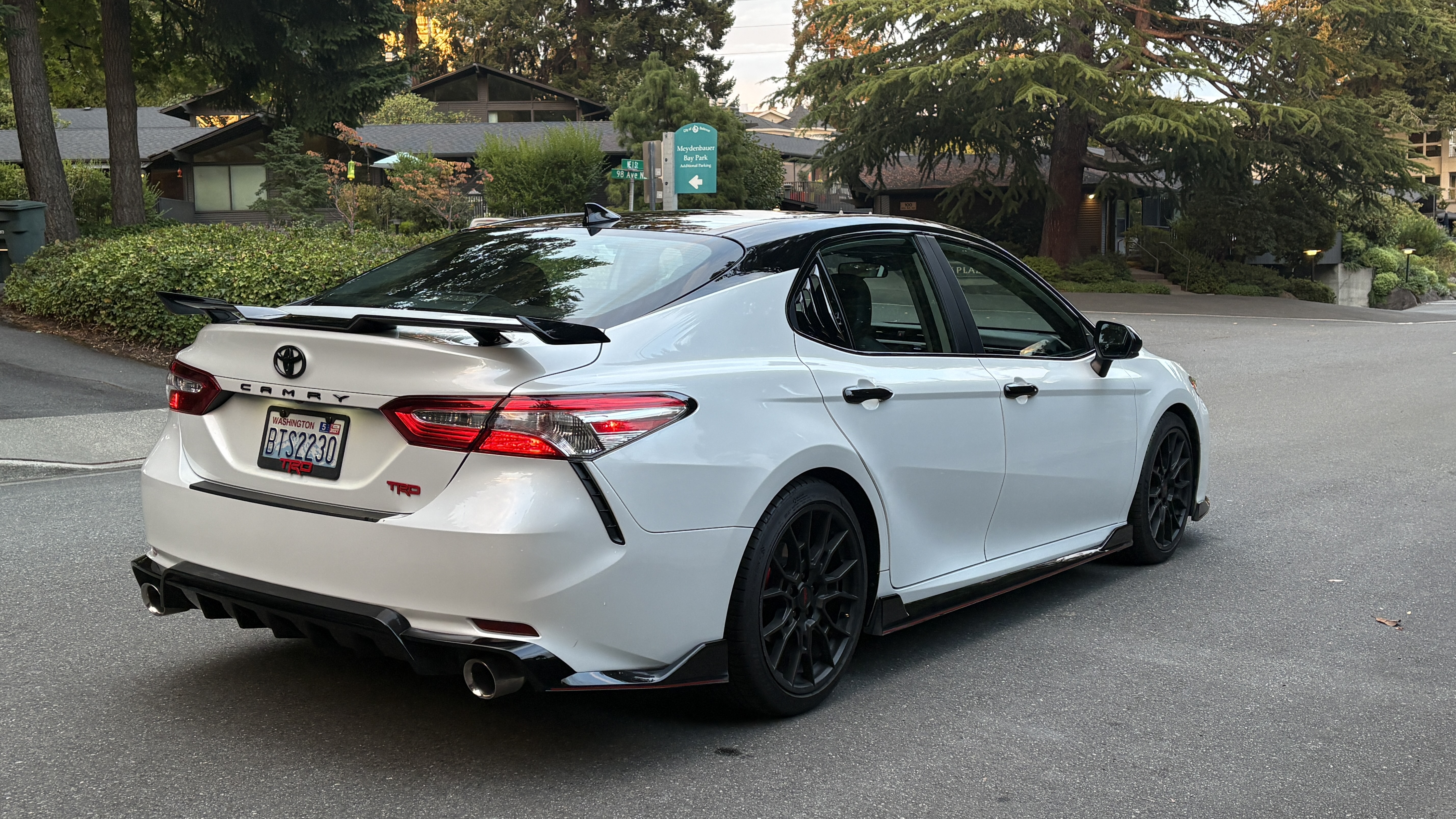 Used 2020 Toyota Camry TRD FWD image 11