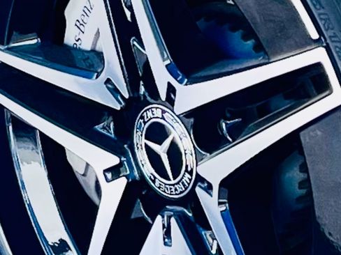 Used 2022 Mercedes-Benz C 300 Sedan image 6