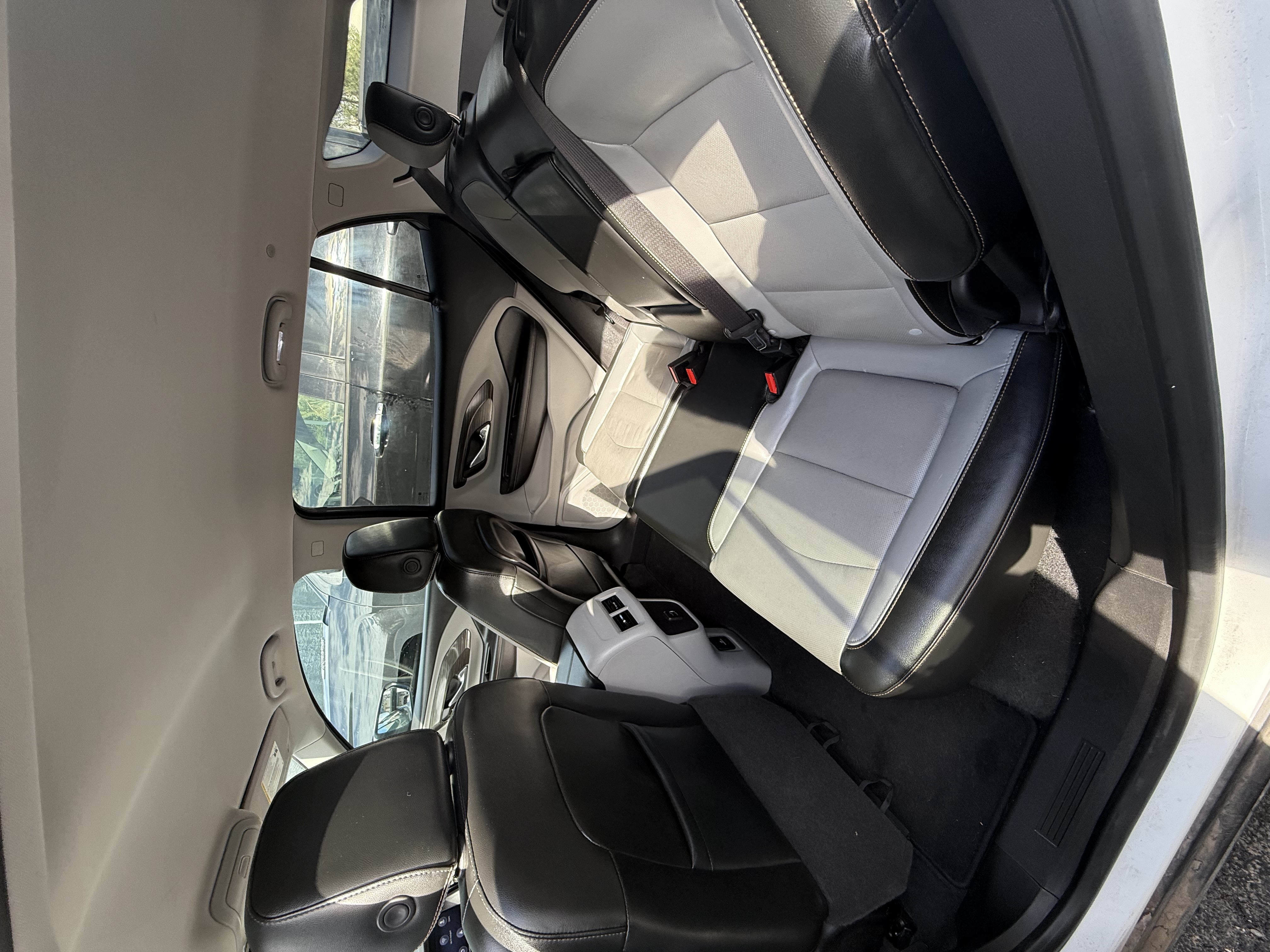 Used 2019 GMC Terrain SLT w/ Preferred Package FWD image 6