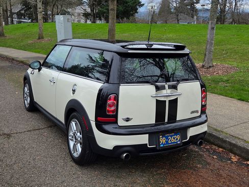Used 2011 MINI Cooper Clubman S image 5
