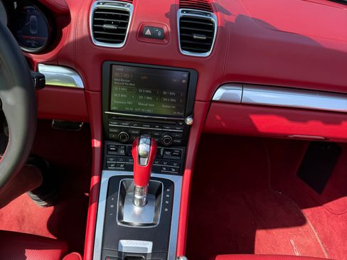 Used 2013 Porsche Boxster S RWD image 32
