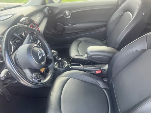 Used 2015 MINI Cooper 2-Door Hardtop image 14