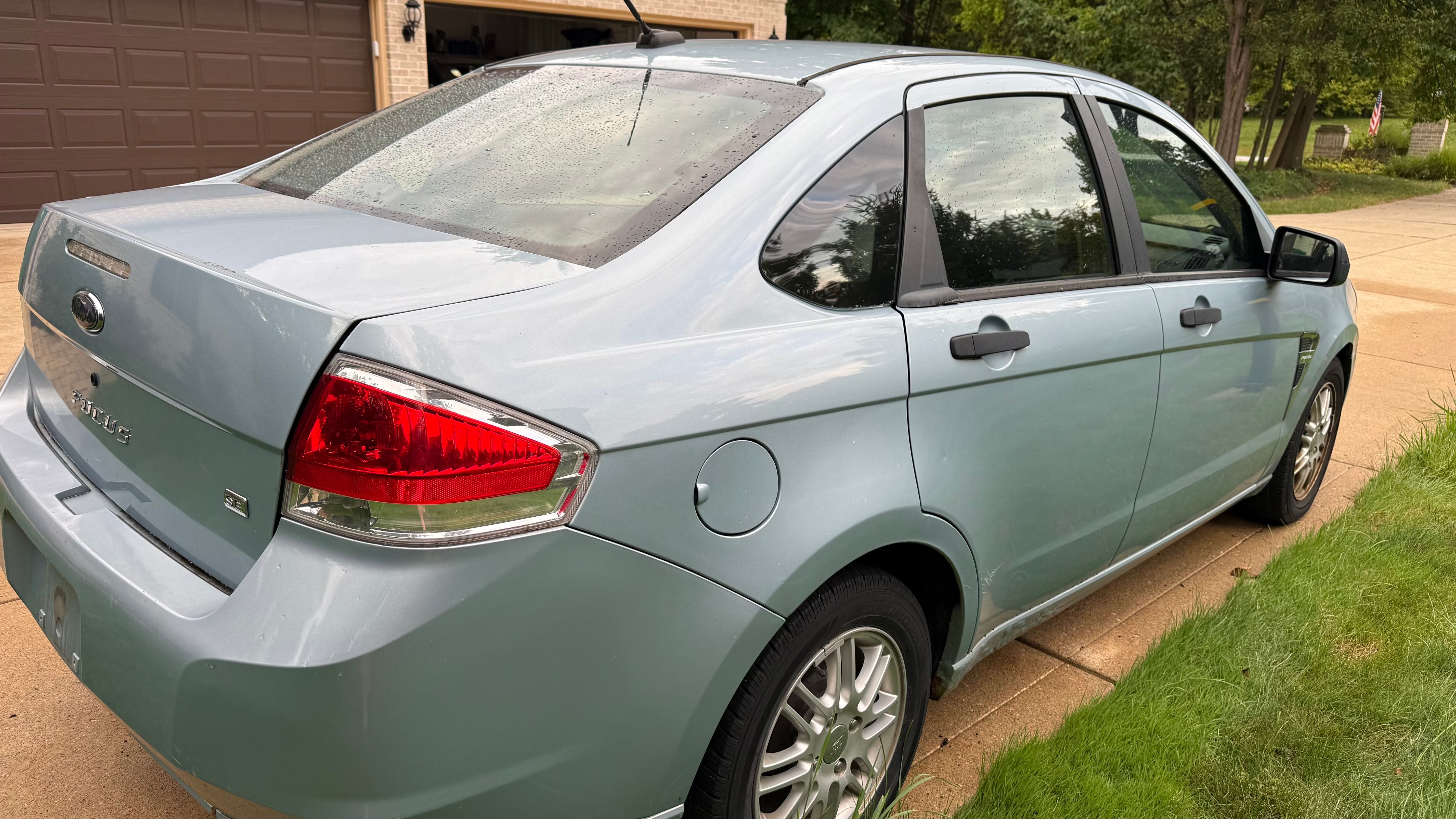 Used 2008 Ford Focus SE FWD image 6