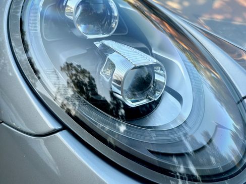 Used 2015 Porsche 911 4 Coupe image 17